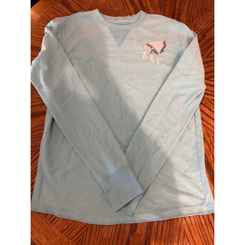 Abercrombie & Fitch Mens Muscle Fit Sweatshirt Light Blue Embroidered Logo M